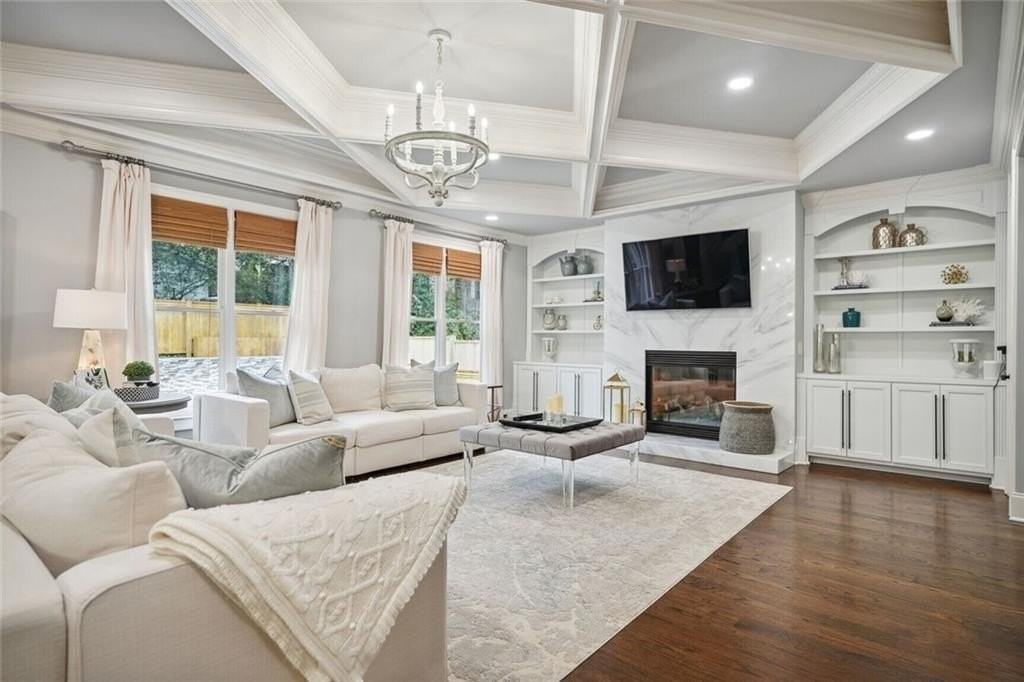 1930 Northside Dr Nw - Photo 6 of 34