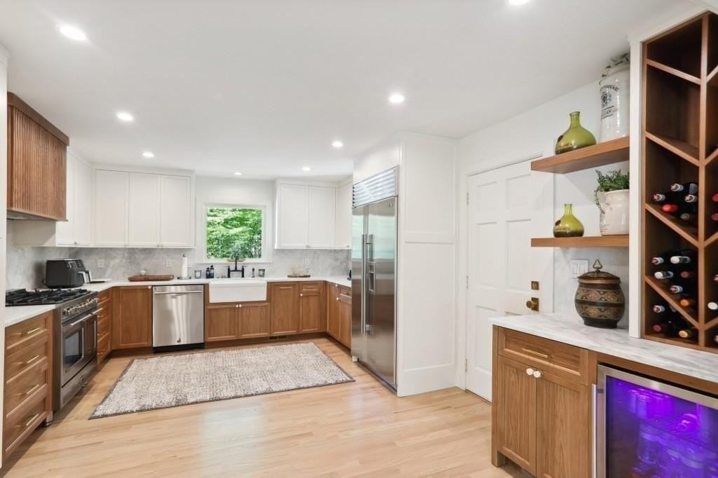 1007 Somerset Dr Nw - Photo 5 of 40