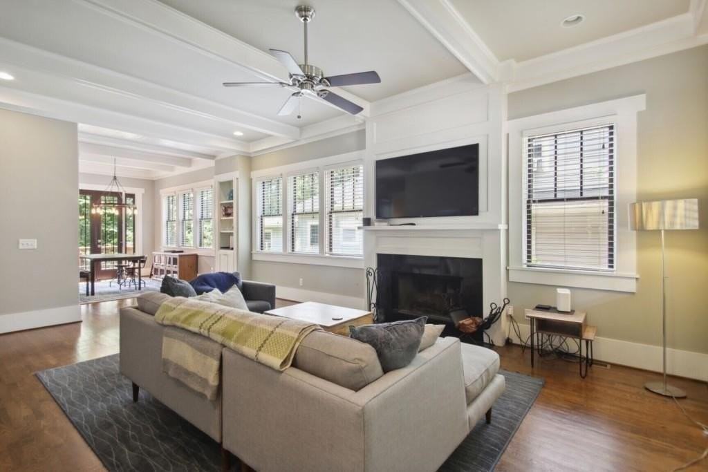 519 N Highland Ave Ne - Photo 3 of 25