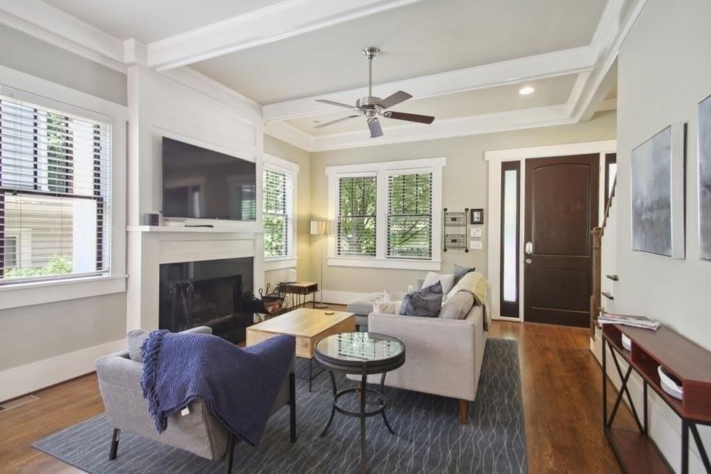 519 N Highland Ave Ne - Photo 4 of 25