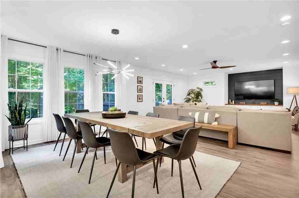 3882 The Ascent Ne - Photo 3 of 50