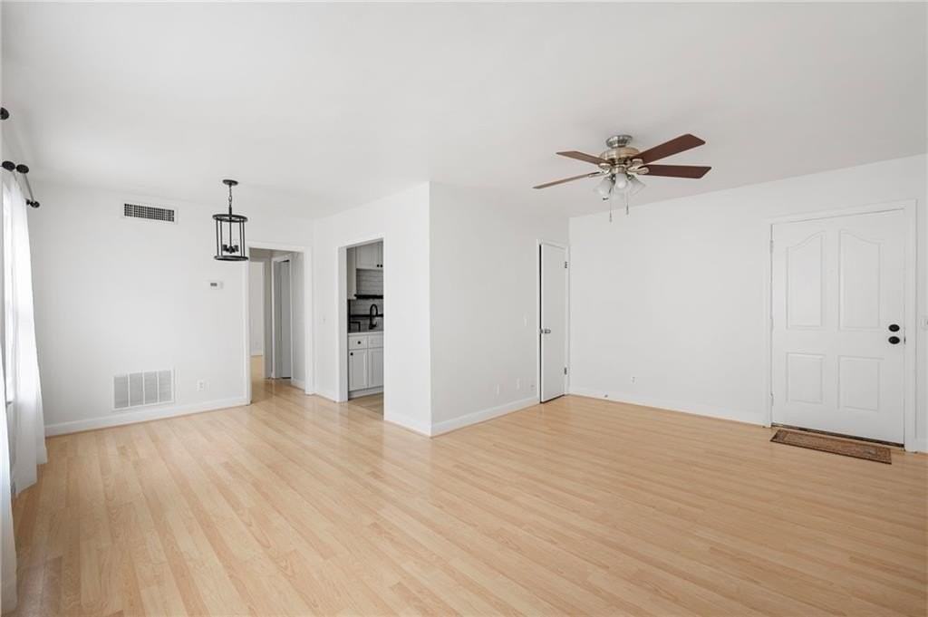 757 Houston Mill Rd Ne Apt 5 - Photo 2 of 18