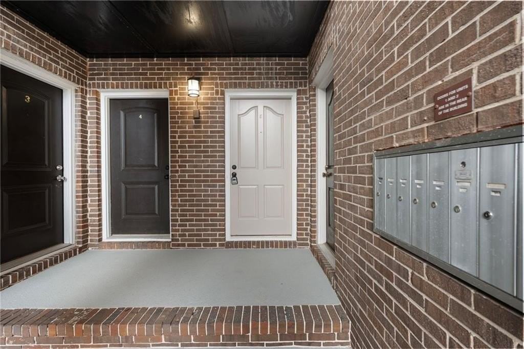 757 Houston Mill Rd Ne Apt 5 - Photo 4 of 18