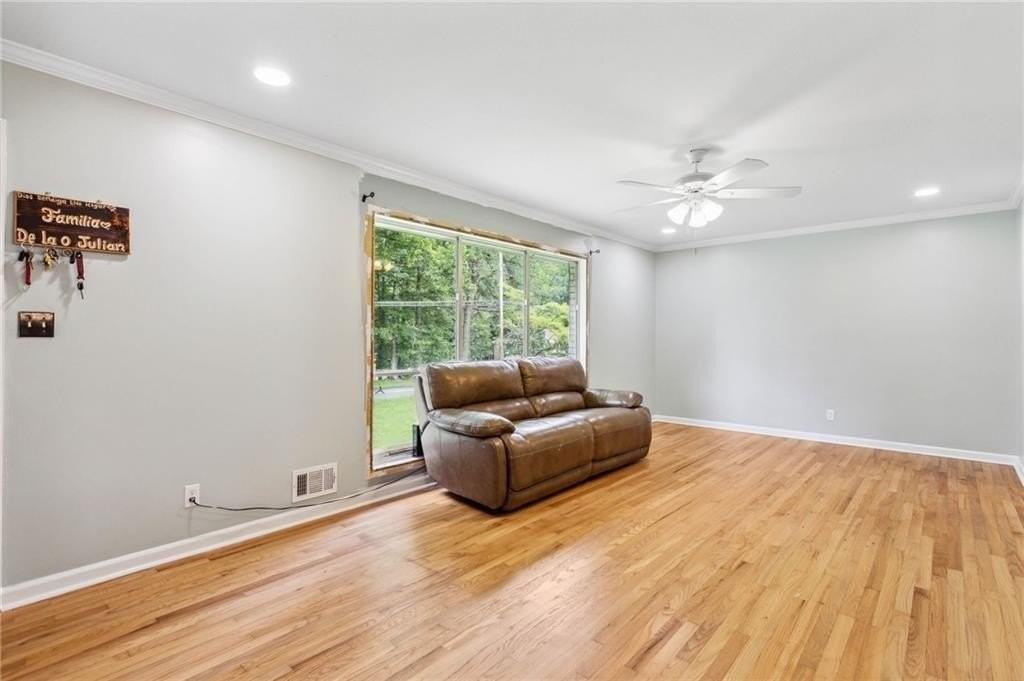 2985 Dodson Dr - Photo 5 of 26