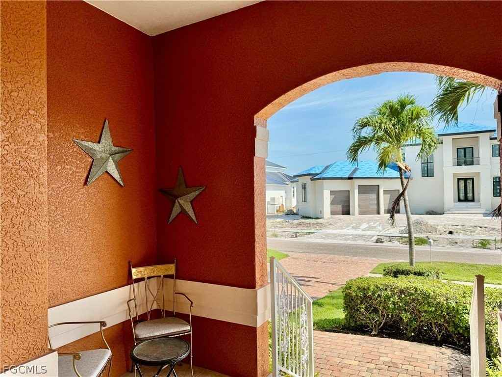 1740 Ludlow Rd - Photo 3 of 47