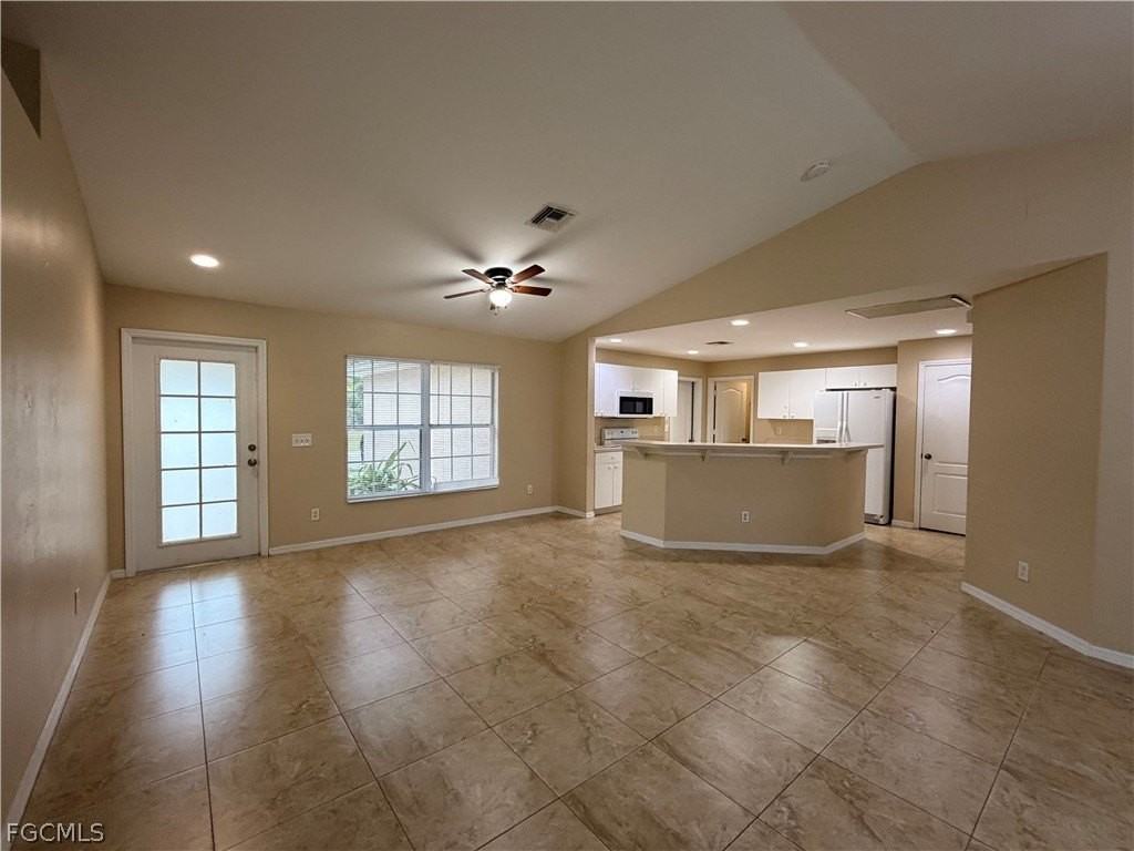 208 Homewood Ave S - Photo 3 of 26