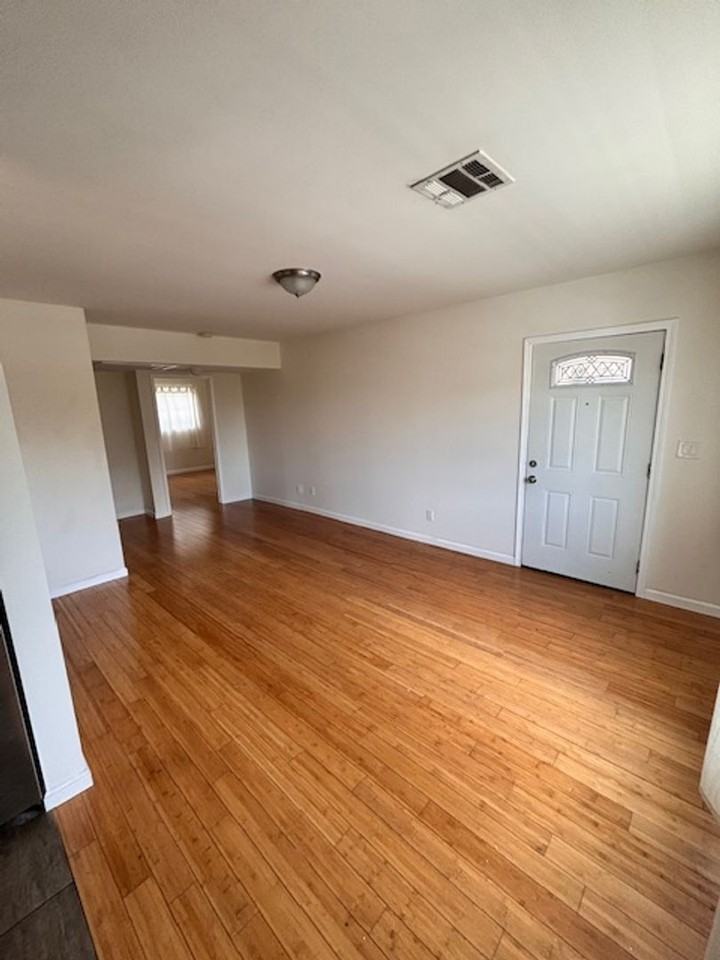 1824 1824 - 1828 Montrose Street UnitÂ 1 - Photo 2 of 18