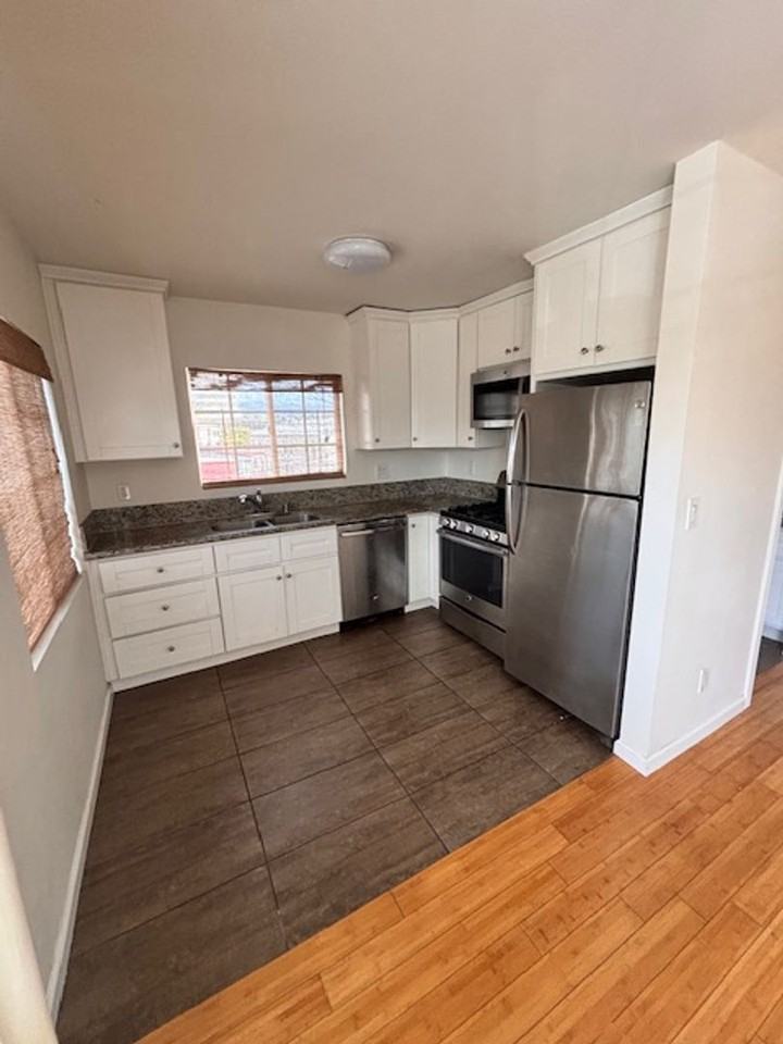 1824 1824 - 1828 Montrose Street UnitÂ 1 - Photo 5 of 18