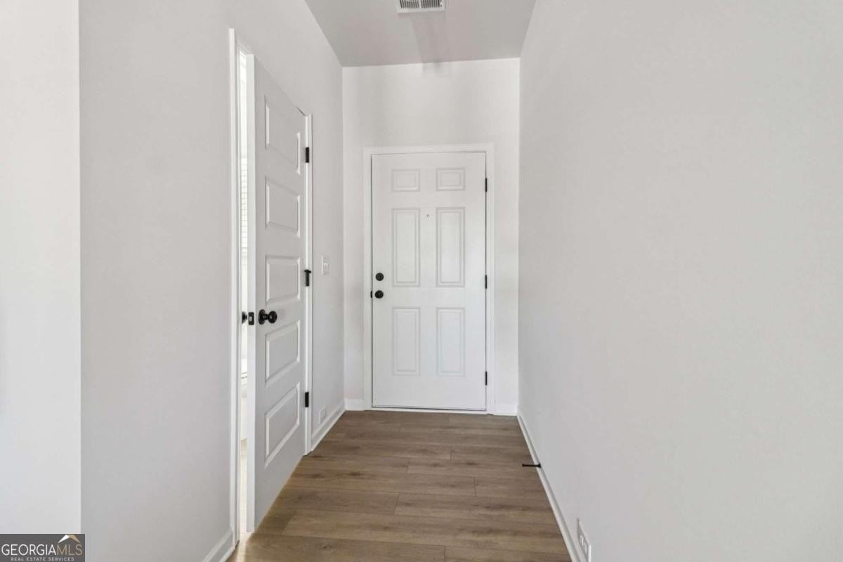 708 Shetland Trl - Photo 3 of 50