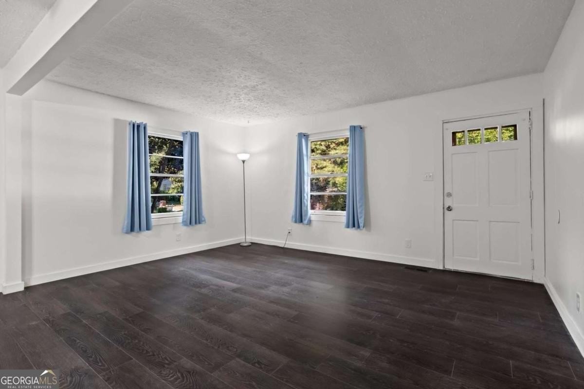 317 Argus Cir Nw - Photo 4 of 20