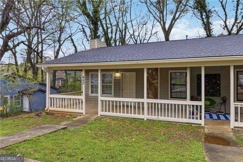 442 Booth Cir Sw - Photo 2 of 24