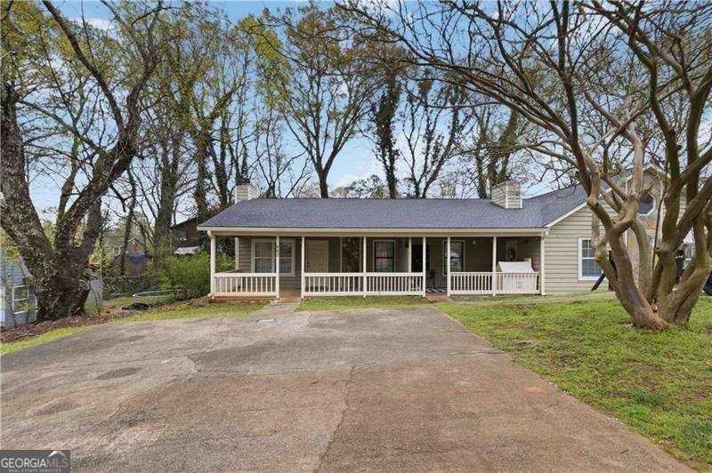 442 Booth Cir Sw - Photo 3 of 24