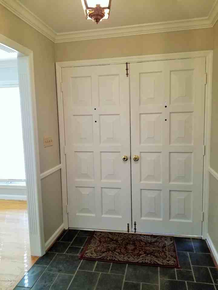 8203 Camberley Dr - Photo 3 of 50