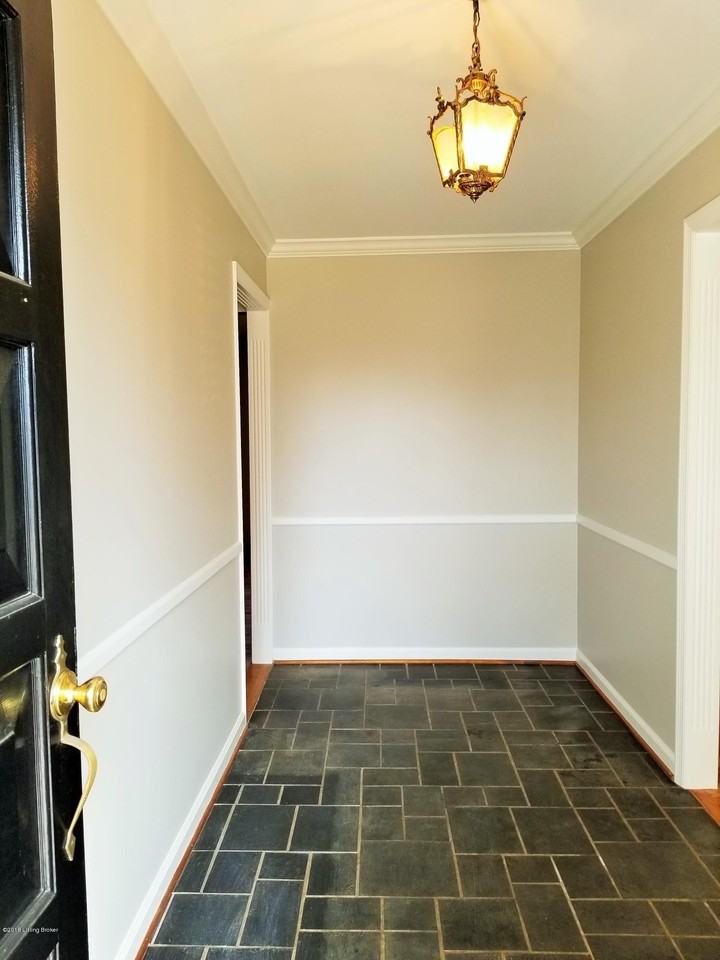 8203 Camberley Dr - Photo 4 of 50