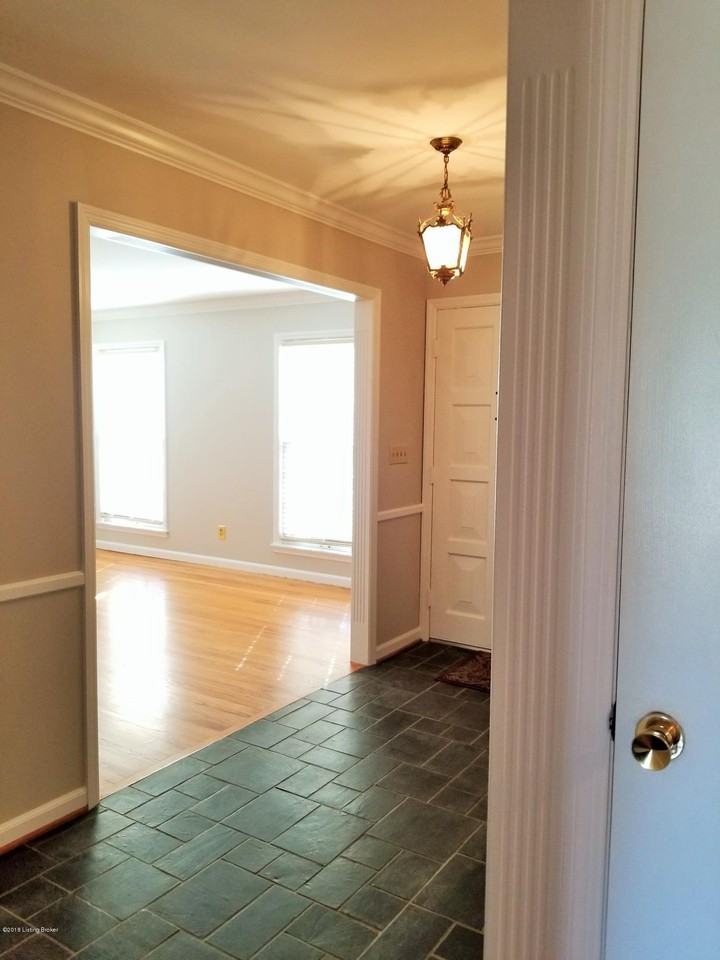 8203 Camberley Dr - Photo 6 of 50