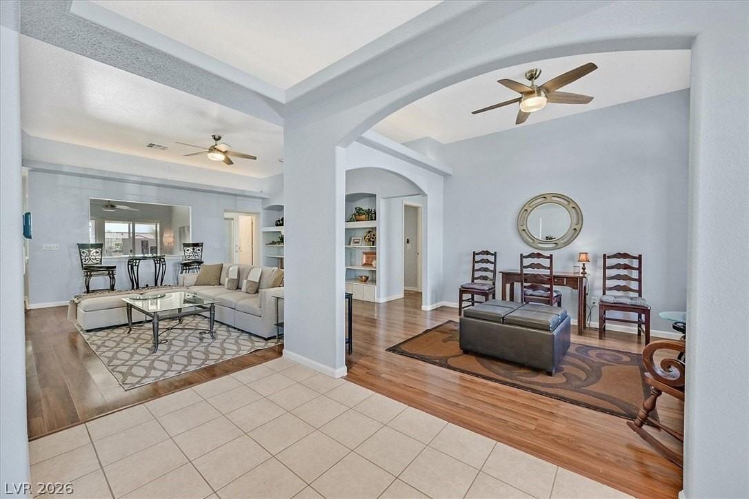 4901 Marywood Ct - Photo 5 of 41