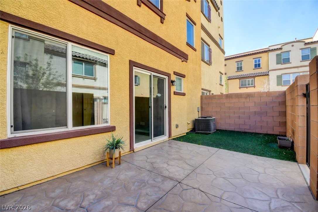 1525 Spiced Wine Ave #19102 - Photo 5 of 16