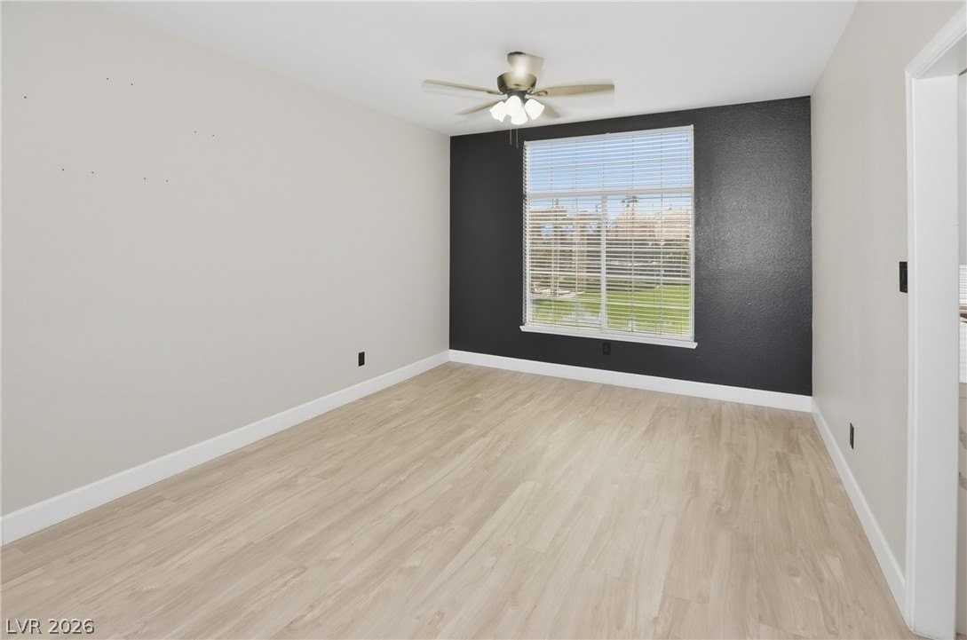 747 Canyon Crest Dr - Photo 6 of 44