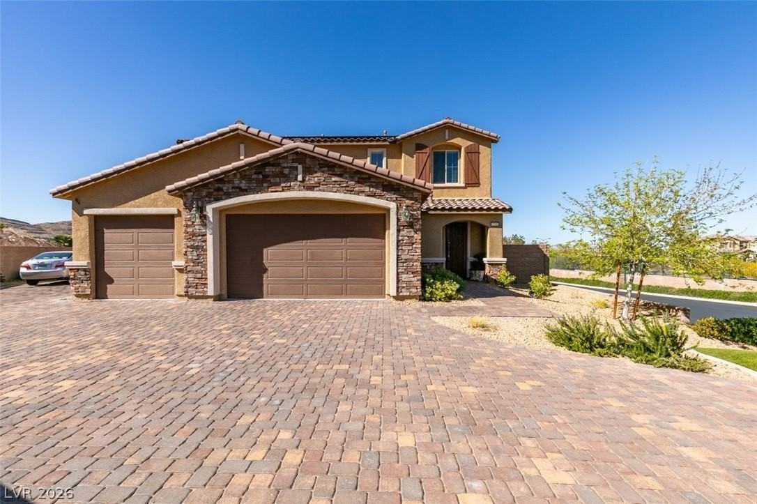 12351 Champions Tour Dr