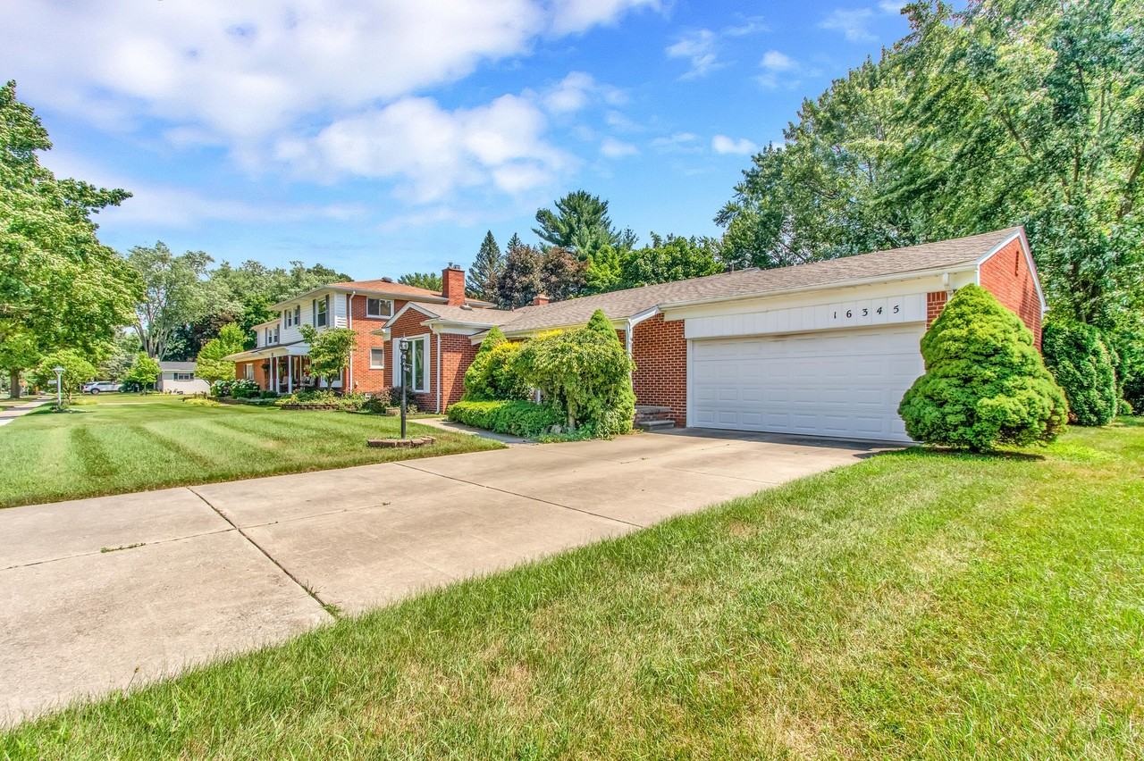 16345 Pollyanna St - Photo 4 of 27