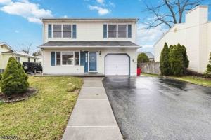 featured image of 19 Dacotah Ave