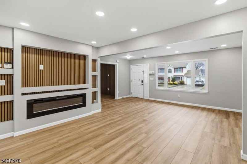 19 Dacotah Ave - Photo 5 of 21