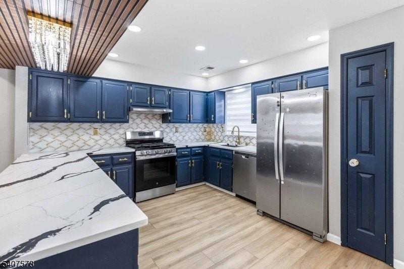 19 Dacotah Ave - Photo 7 of 21