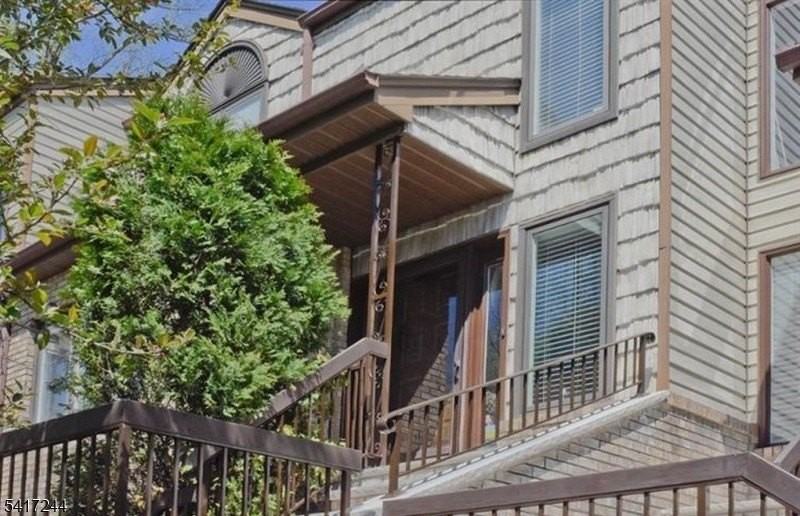 32 Averell Dr - Photo 2 of 17