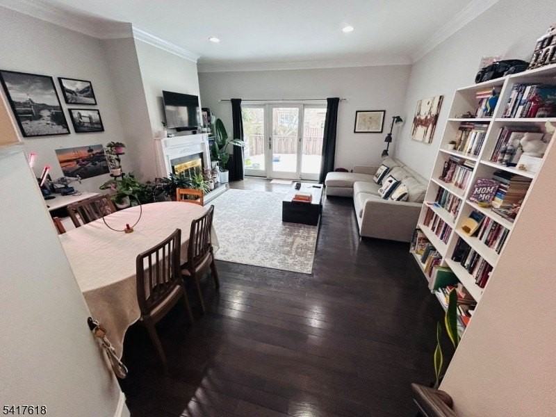 75 Derby Ct - Photo 5 of 24