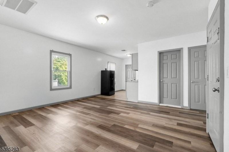 143 Valley Rd Apt 2l #2L - Photo 2 of 20