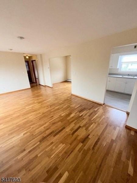 293 Adriana St - Photo 5 of 12