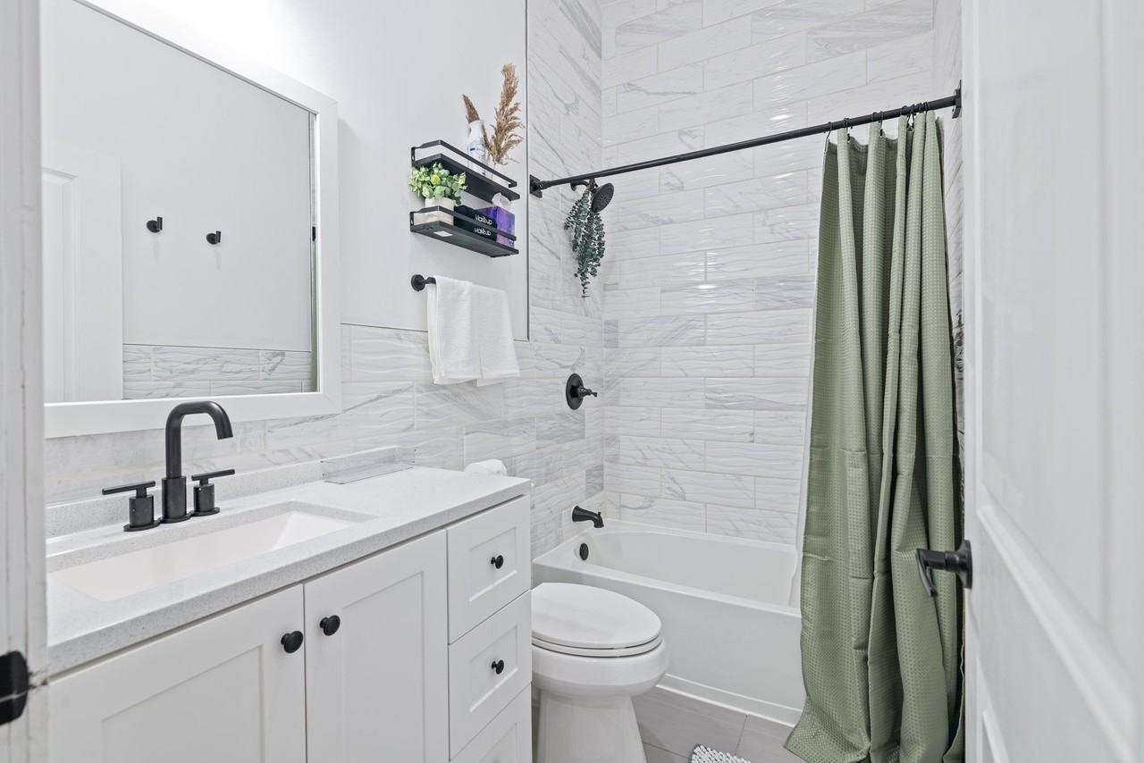 260 Palisade Ave #3 - Photo 5 of 43