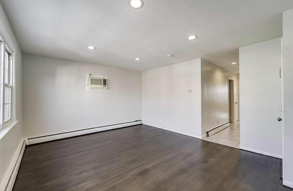 194 Hancock Ave #3 - Photo 6 of 11