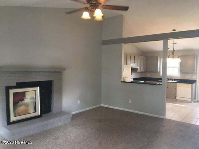 122 Corey Cir - Photo 3 of 13