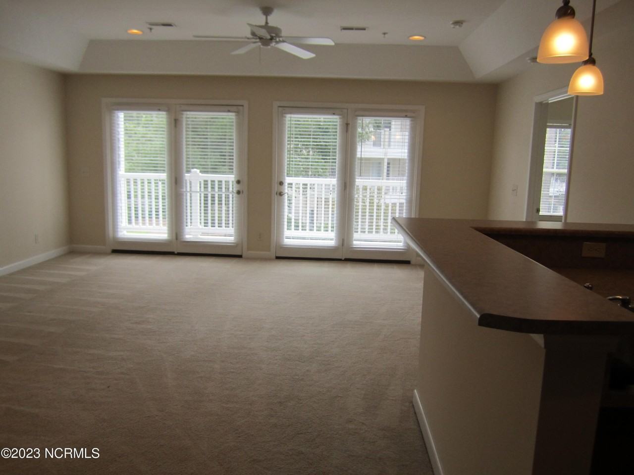 908 Resort Cir Unit 707 - Photo 5 of 20
