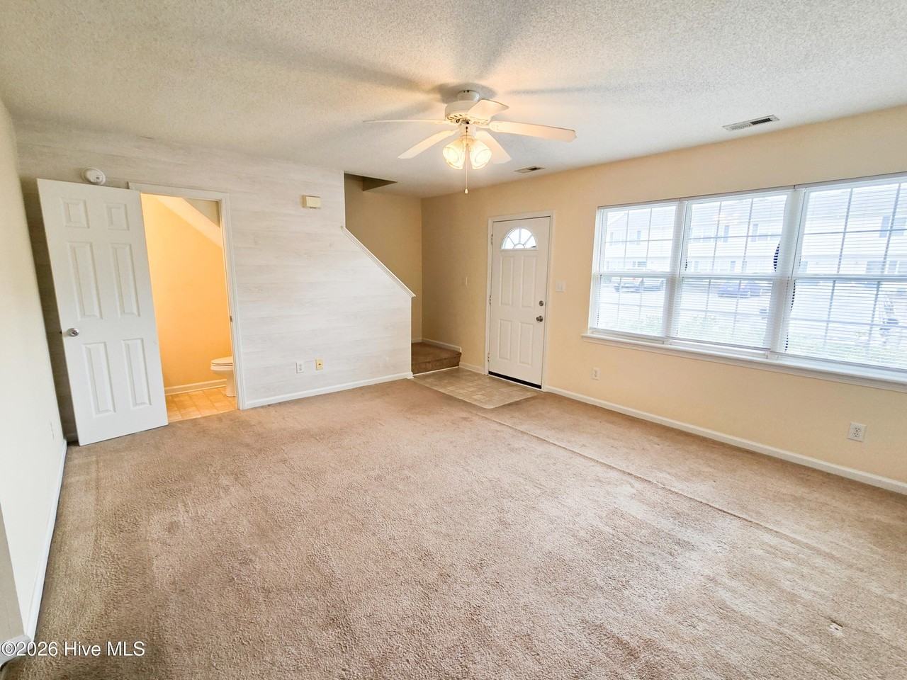 69 Crush Ct - Photo 3 of 22