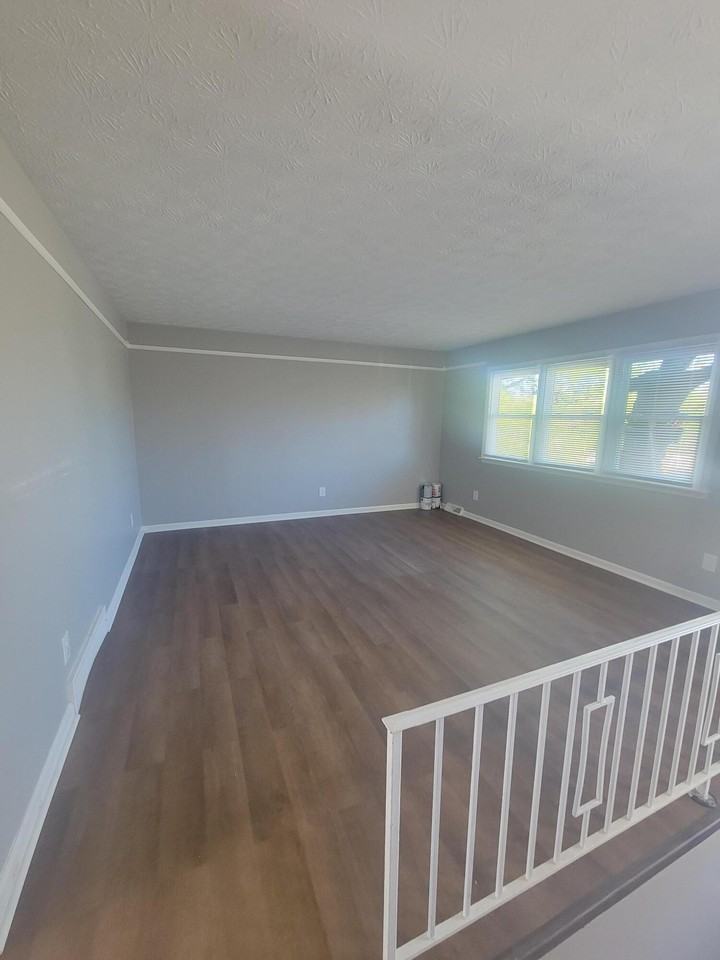 2151 Deauville Dr - Photo 2 of 14