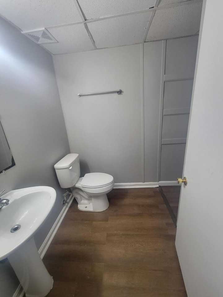 2151 Deauville Dr - Photo 7 of 14