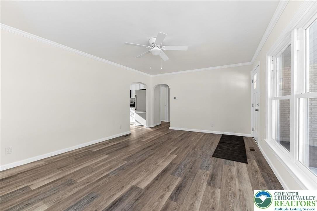 5466 Nor Bath Blvd - Photo 5 of 26