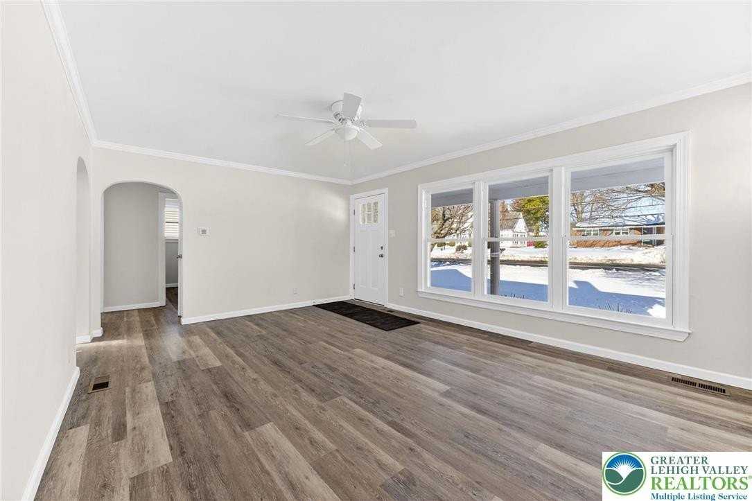 5466 Nor Bath Blvd - Photo 7 of 26