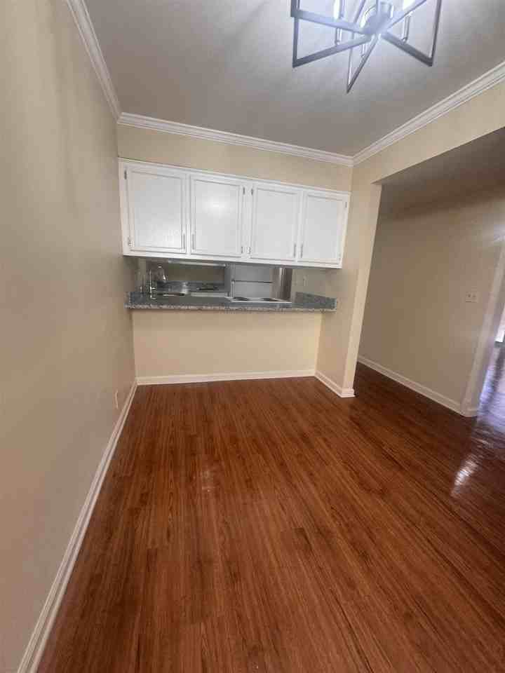 6633 Poplar Woods Cir S #1 - Photo 6 of 32