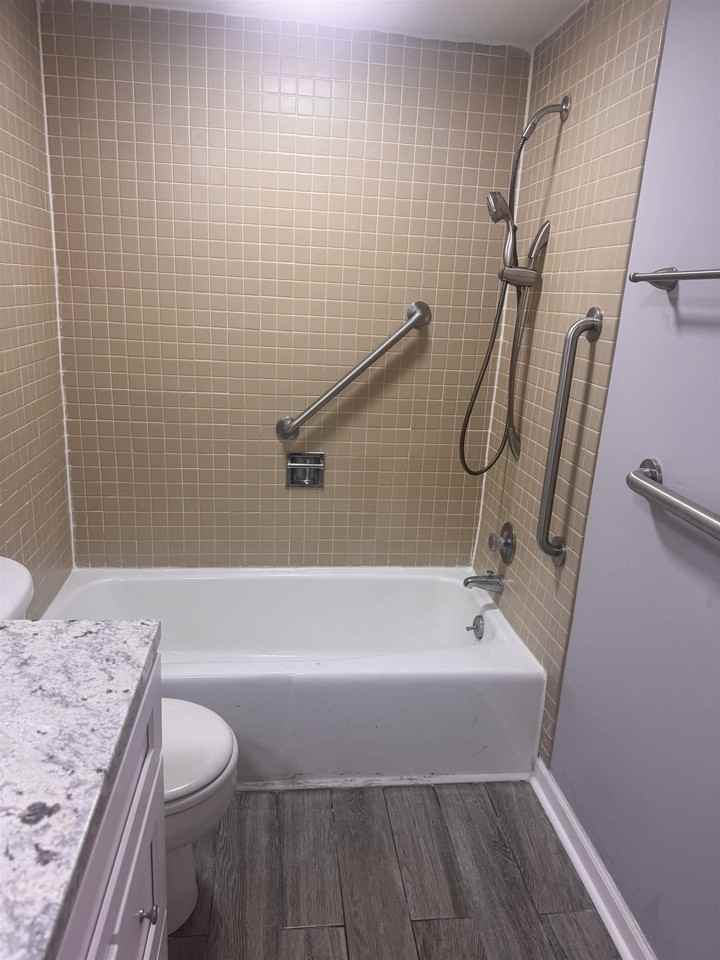 6633 Poplar Woods Cir S #1 - Photo 7 of 32