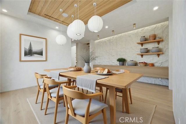 4827 Stansbury Ave - Photo 7 of 8