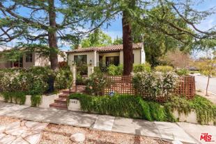 1462 Mentone Ave - Photo 1 of 1