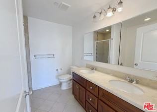 7802 Torreyson Dr - Photo 2 of 8