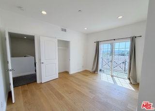 7802 Torreyson Dr - Photo 5 of 8