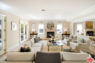 1350 Benedict Canyon Dr - Photo 3 of 8