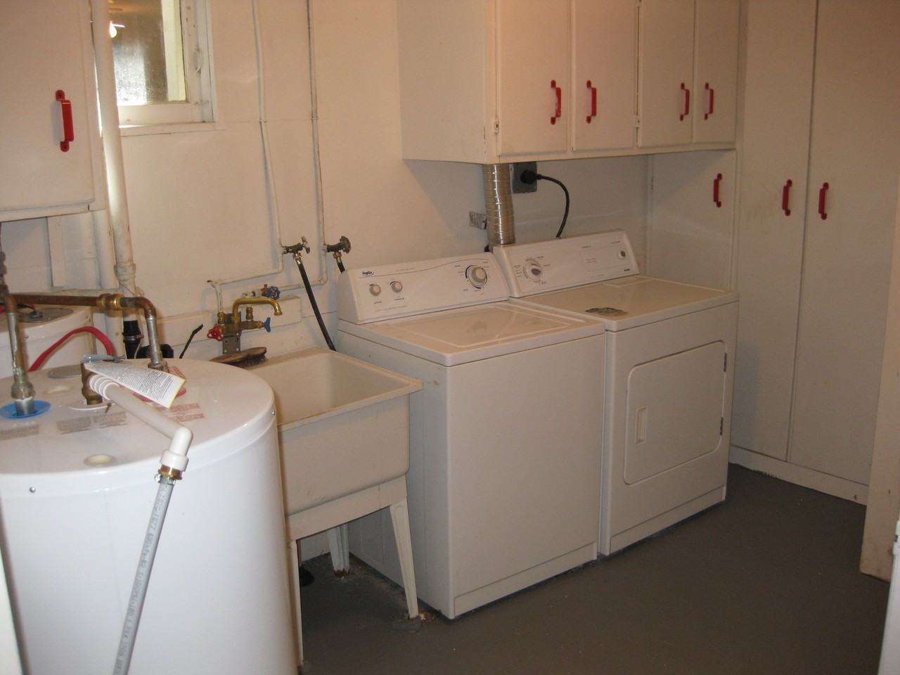 169 University Ave #MAIN - Photo 2 of 6