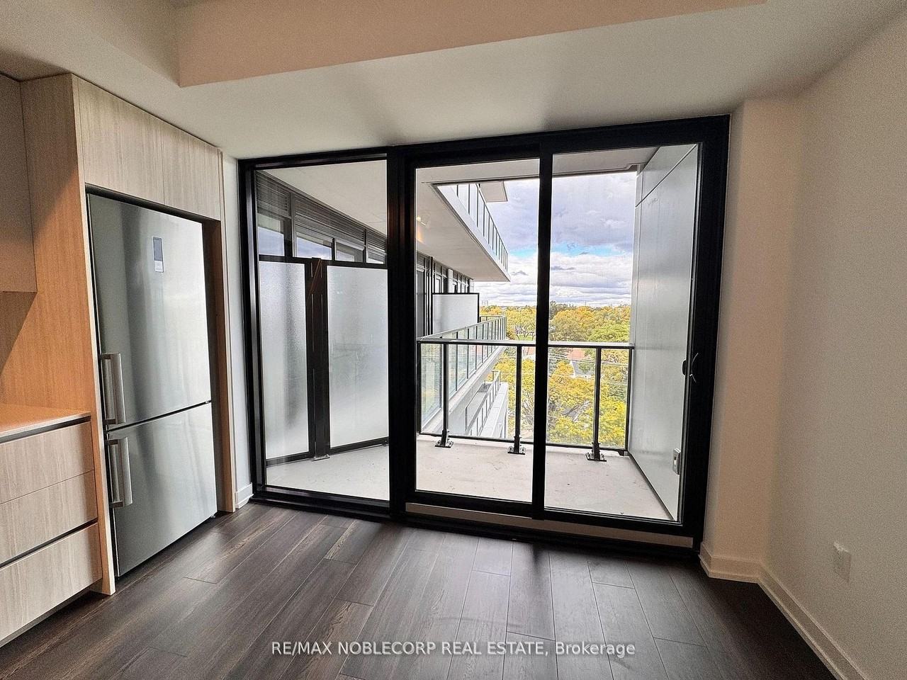 801 The Queensway - Photo 3 of 13