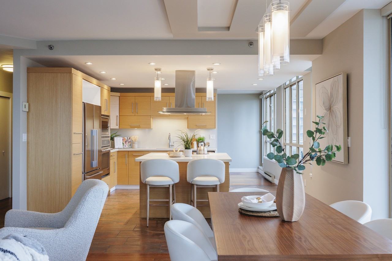 728 Farrow Street - Photo 2 of 24